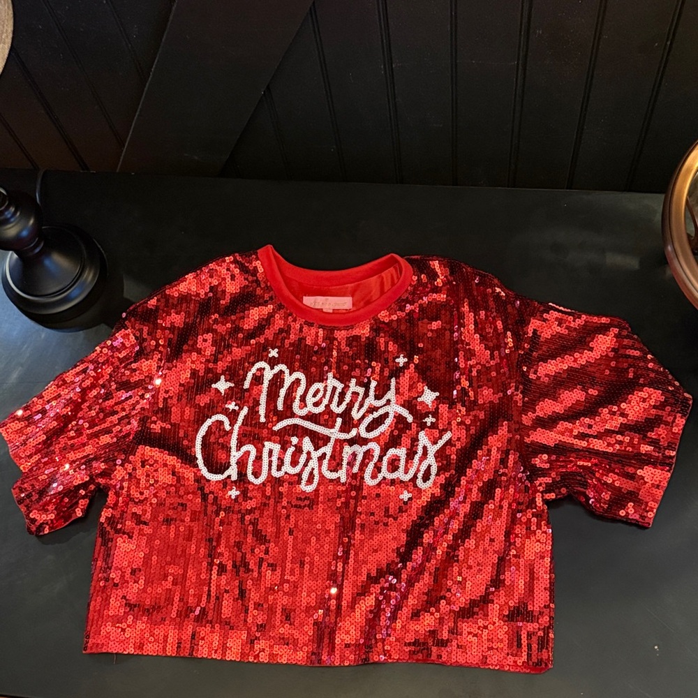 Never worn Large Simply Southern Red Sequin Merry Christmas Crop Top